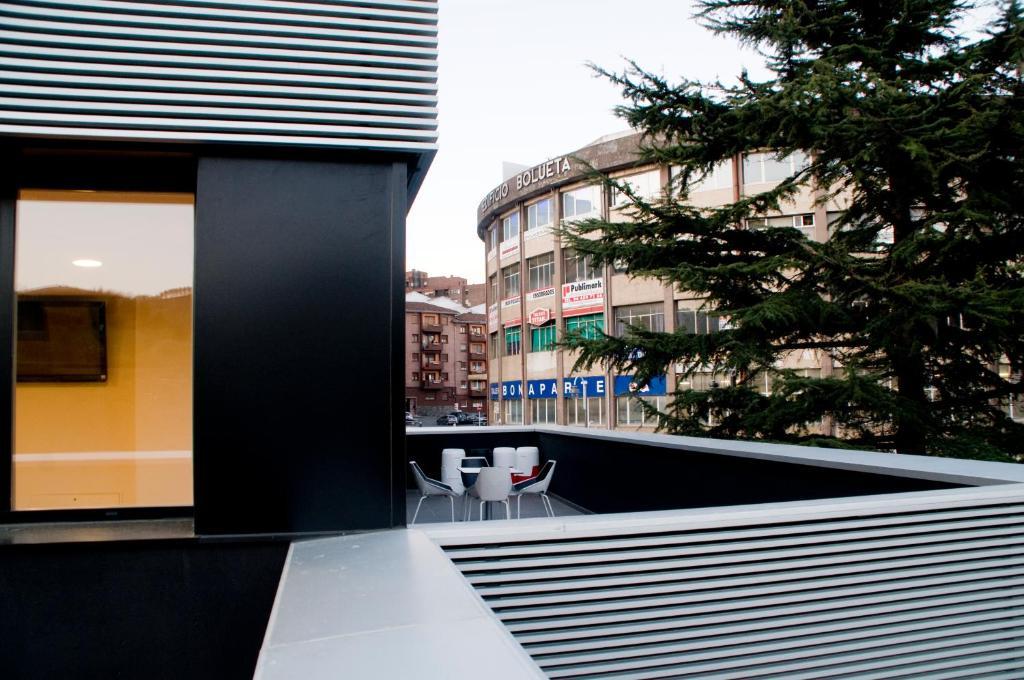 Bbk Bilbao Good Hostel Exterior photo