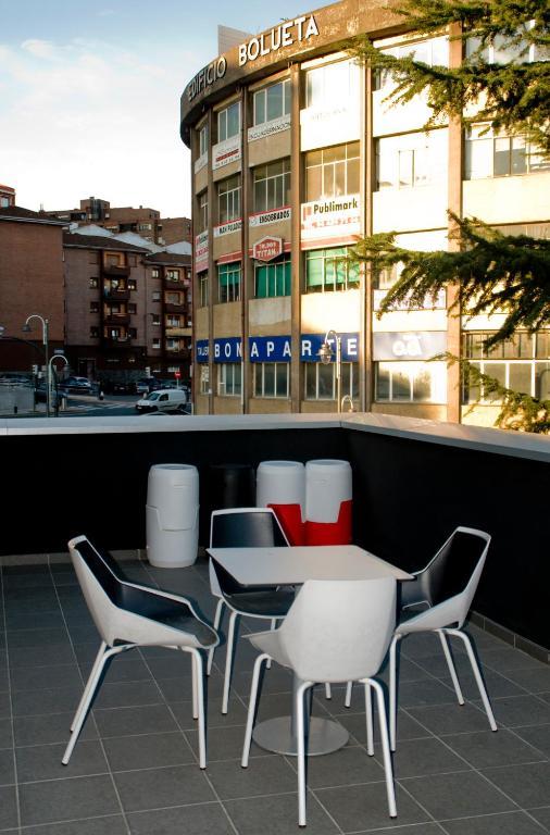 Bbk Bilbao Good Hostel Exterior photo