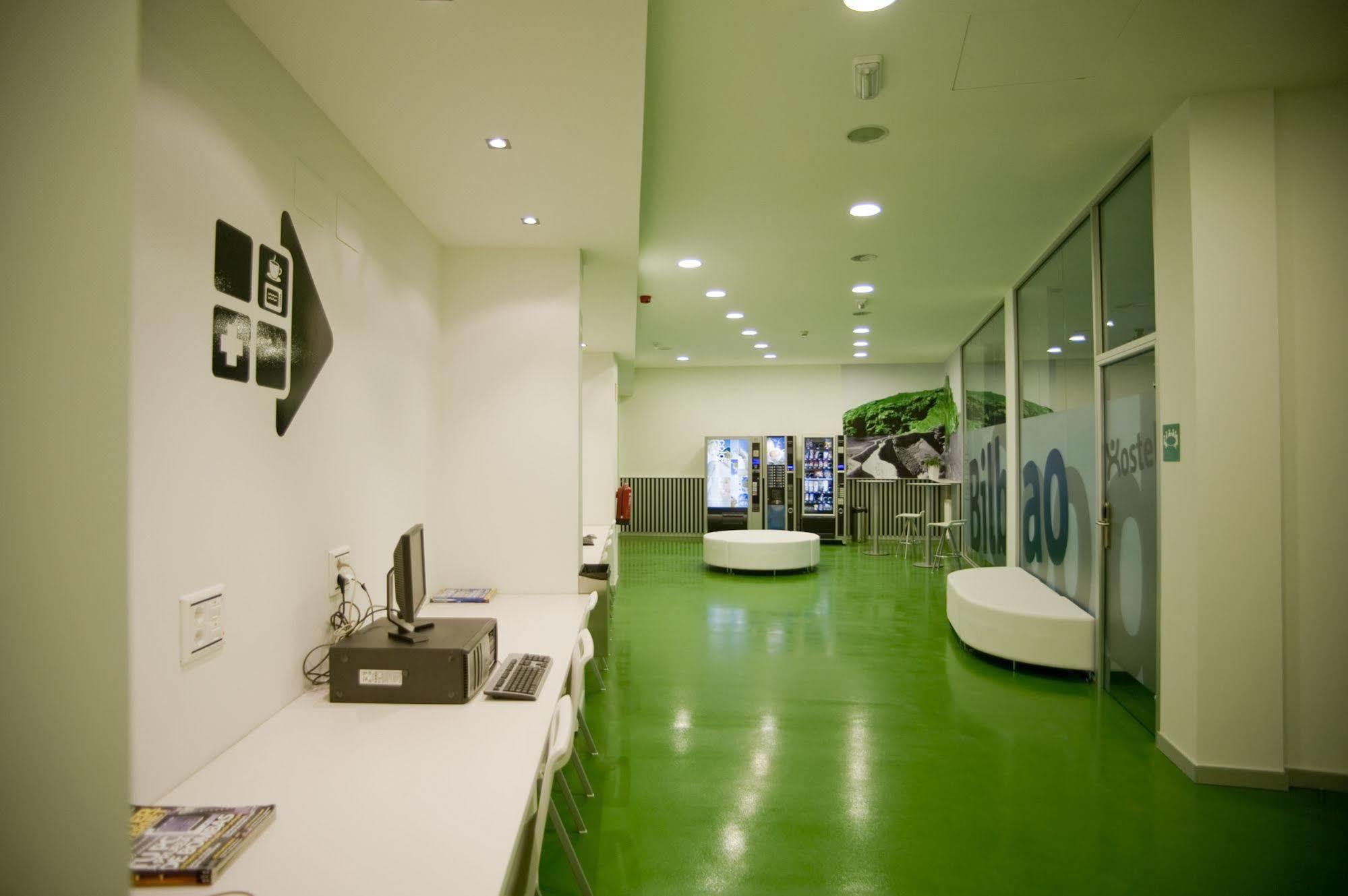 Bbk Bilbao Good Hostel Exterior photo